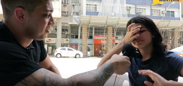 Feminista chora ao reconhecer que aborto “não é algo bom” feminista-chora-ao-reconhecer-que-aborto-“nao-e-algo-bom”